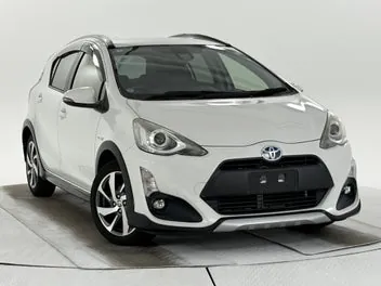 Toyota Aqua 2016 photo 2