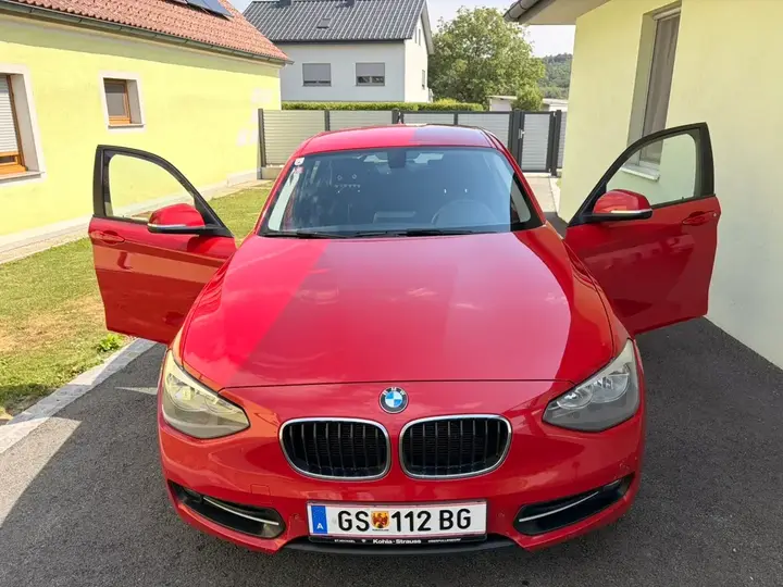 BMW 1 Series 2012 photo 3