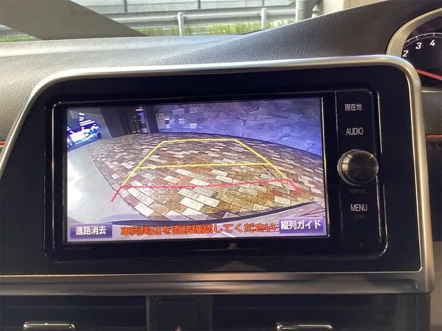 Toyota Sienta 2017 photo 4