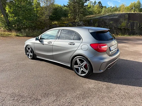 Mercedes-Benz A250 2013 photo 5