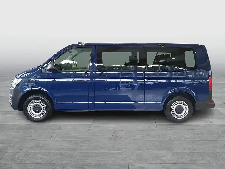 Volkswagen T6 Transporter 2022 photo 2