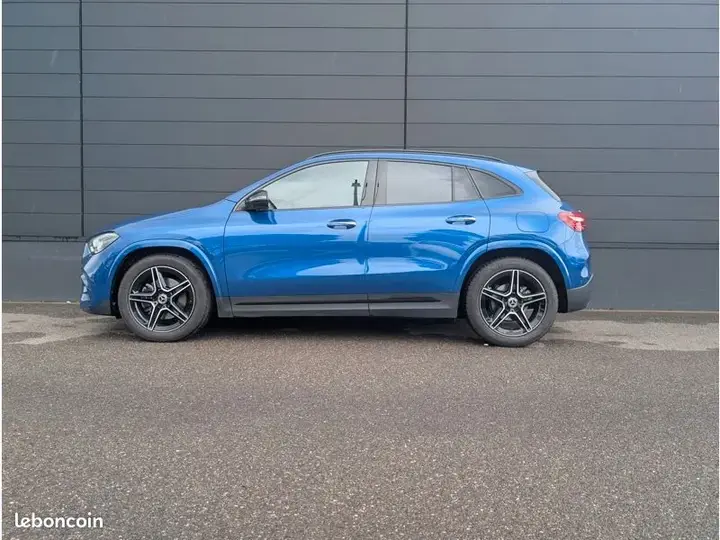 Mercedes-Benz Gla 200 D Amg Line 2024 photo 2