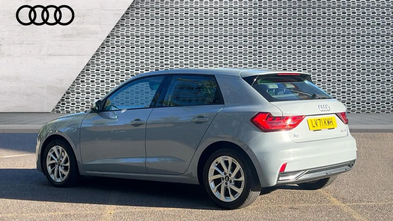 Audi A1 2021 photo 3