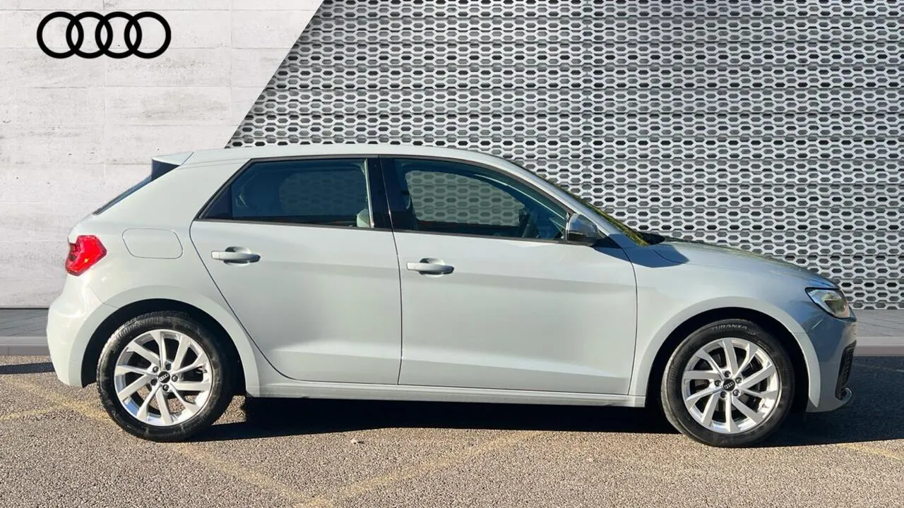 Audi A1 2021 photo 4