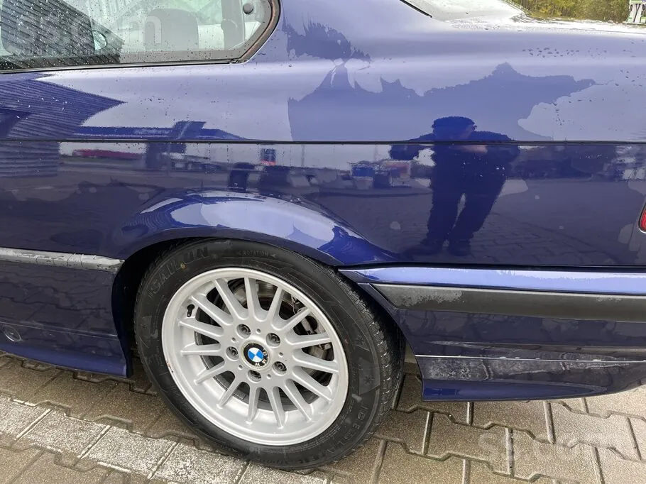 BMW 320I 1994 photo 4