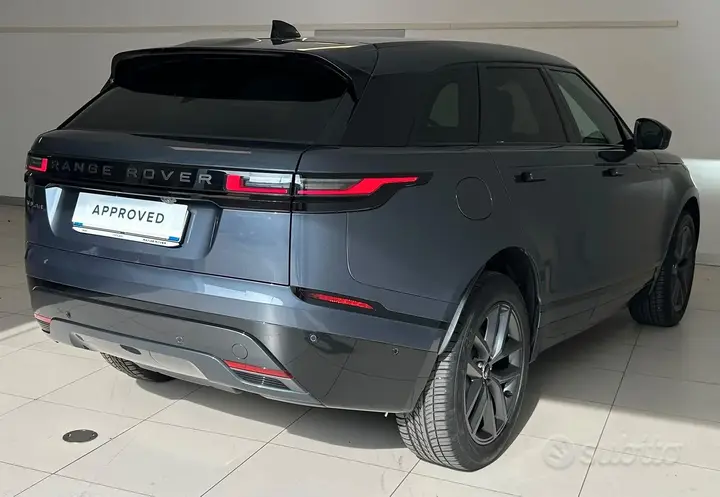 Land Rover Range Rover Velar 2026 photo 4