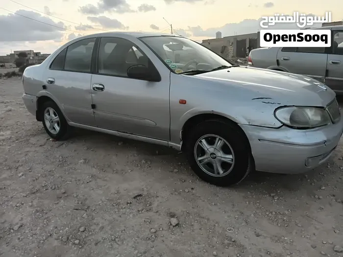 Nissan Sunny 2004 photo 3