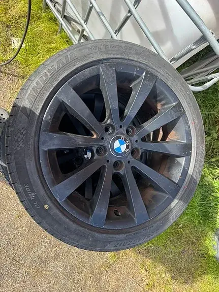 BMW 320D 2009 photo 4