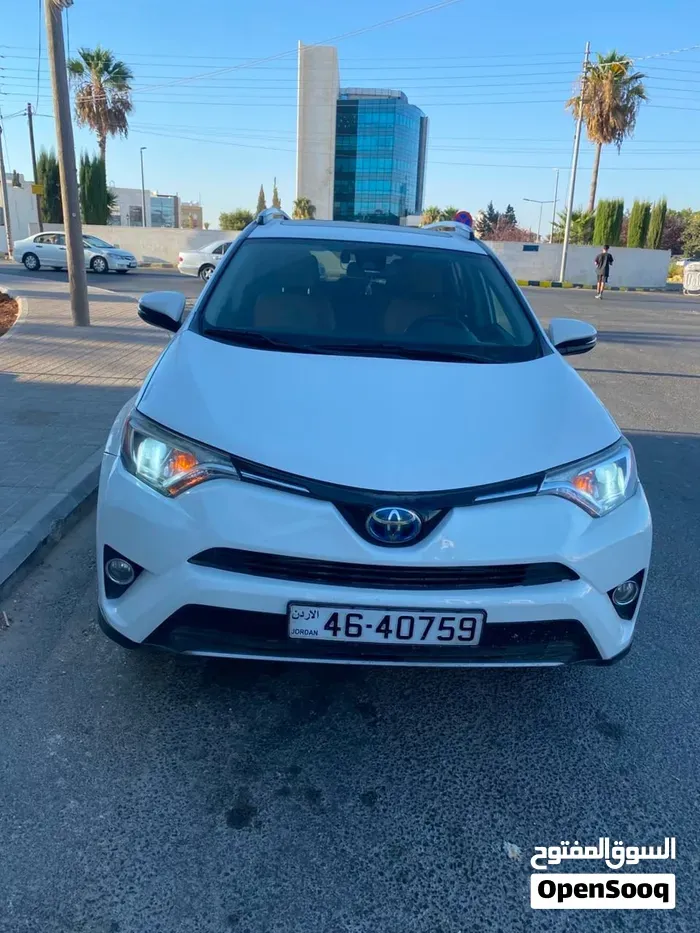Toyota Rav 4 2017 photo 3