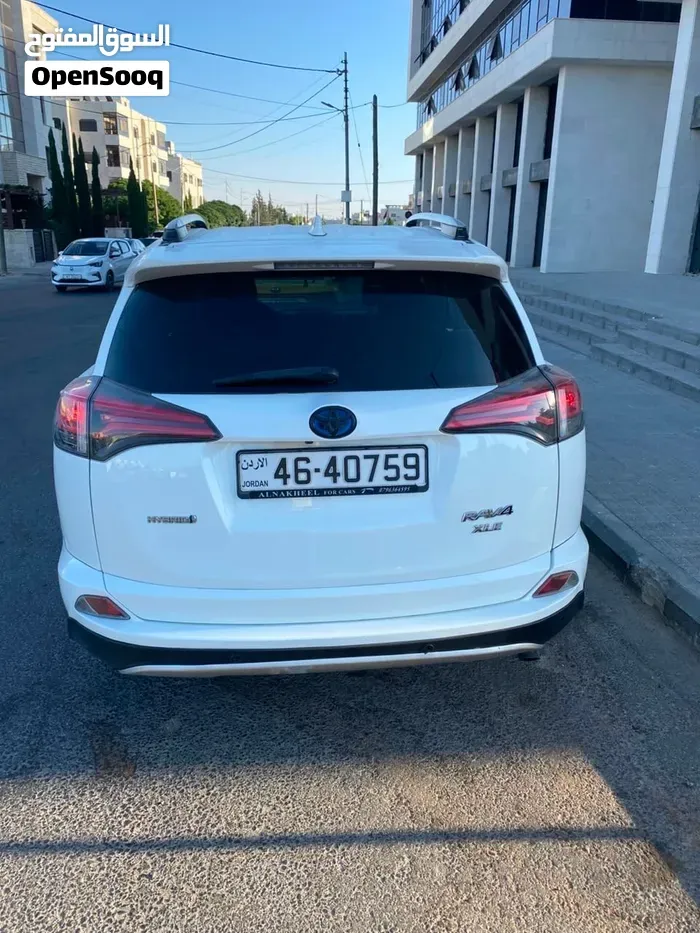 Toyota Rav 4 2017 photo 4