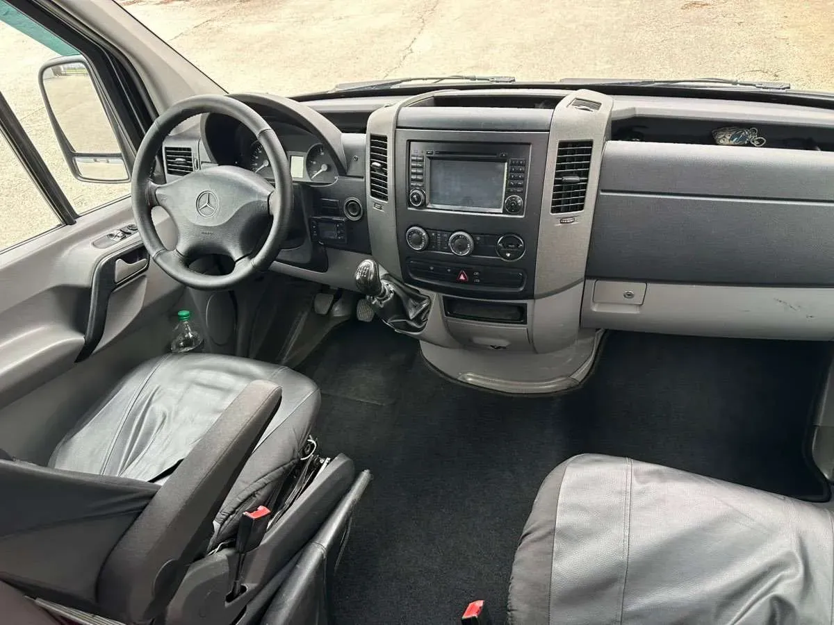 Mercedes-Benz Sprinter 2009 photo 3