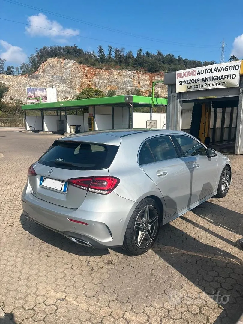 Mercedes-Benz A180 2019 photo 2