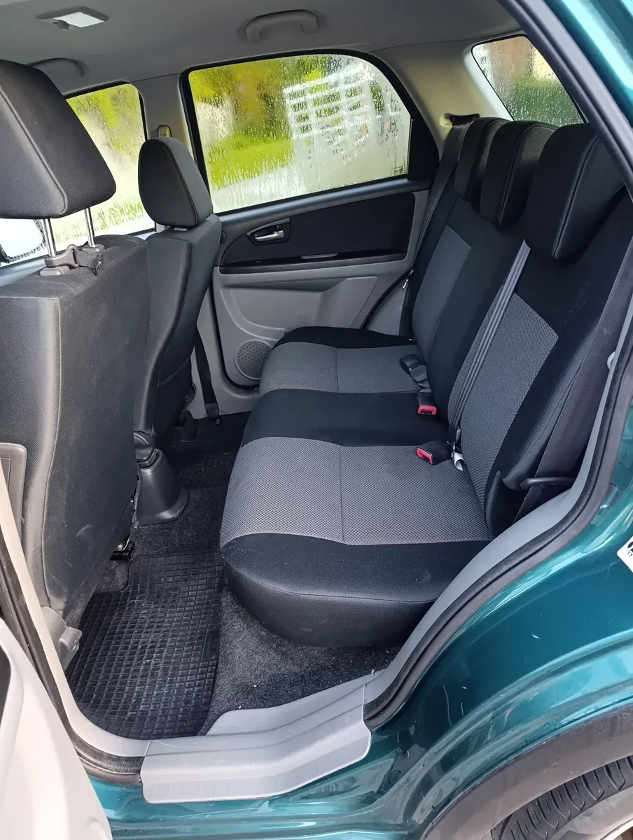 Suzuki Sx4 2006 photo 2