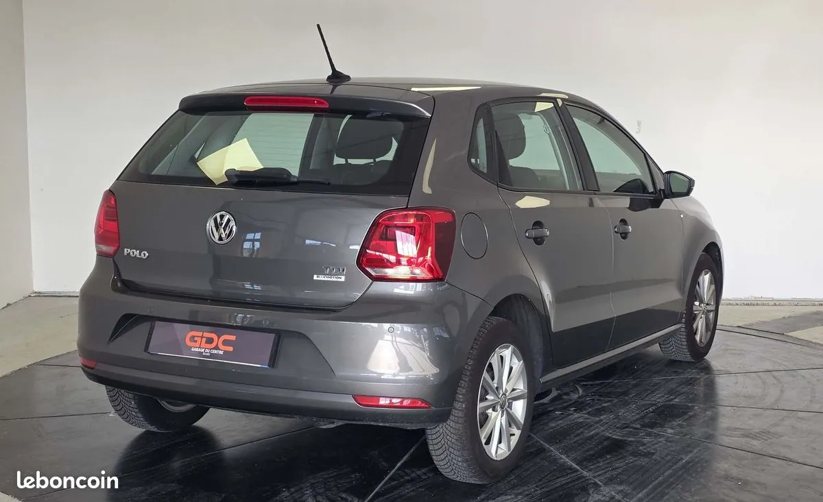 Volkswagen Polo 2015 photo 5