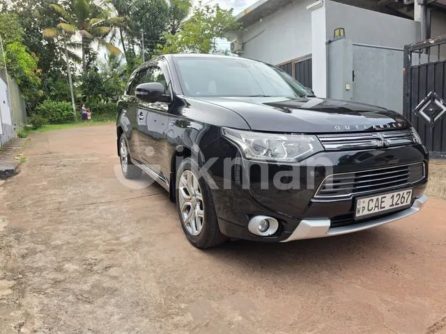 Mitsubishi Outlander 2013 photo 4