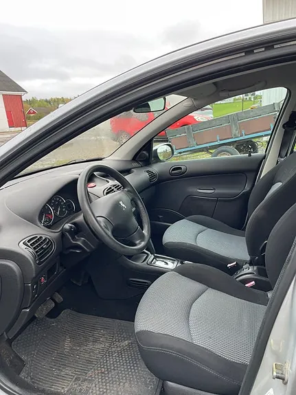 Peugeot 206 2005 photo 5