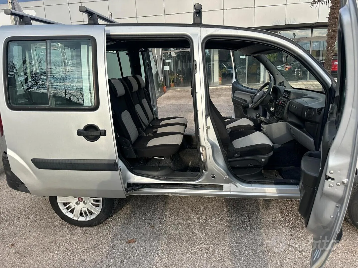 Fiat Doblò 2009 photo 2