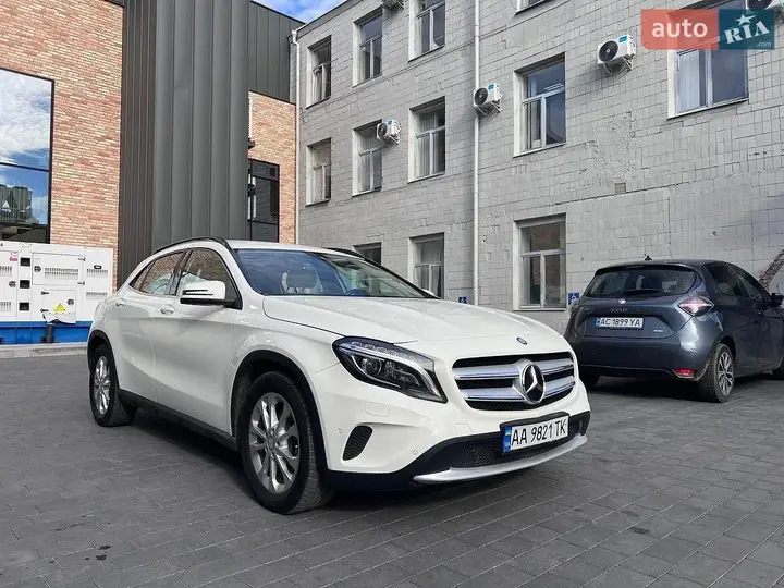 Mercedes-Benz Gla