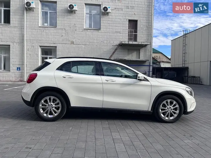 Mercedes-Benz Gla 2014 photo 4