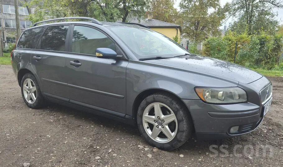 Volvo V50 2006 photo 2