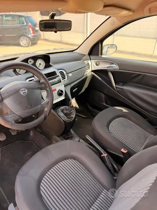 Lancia Ypsilon 2008 photo 5