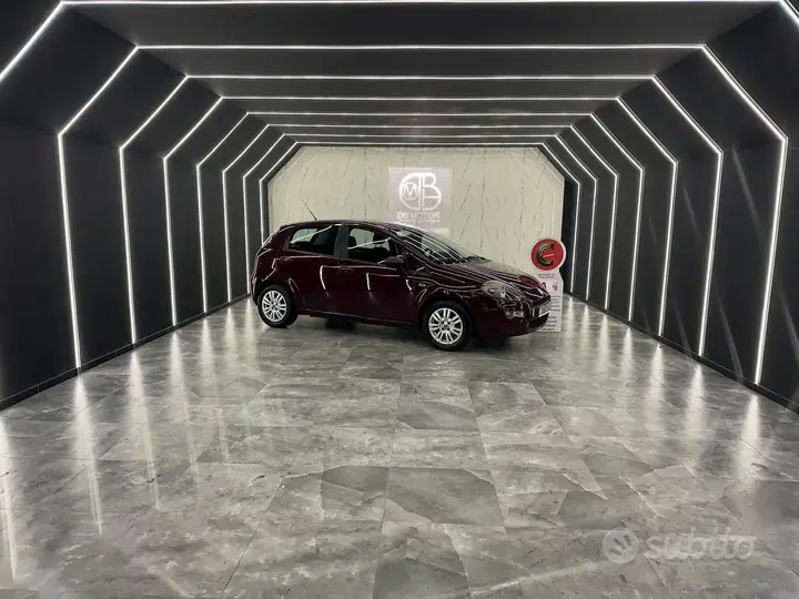 Fiat Punto 2014 photo 2