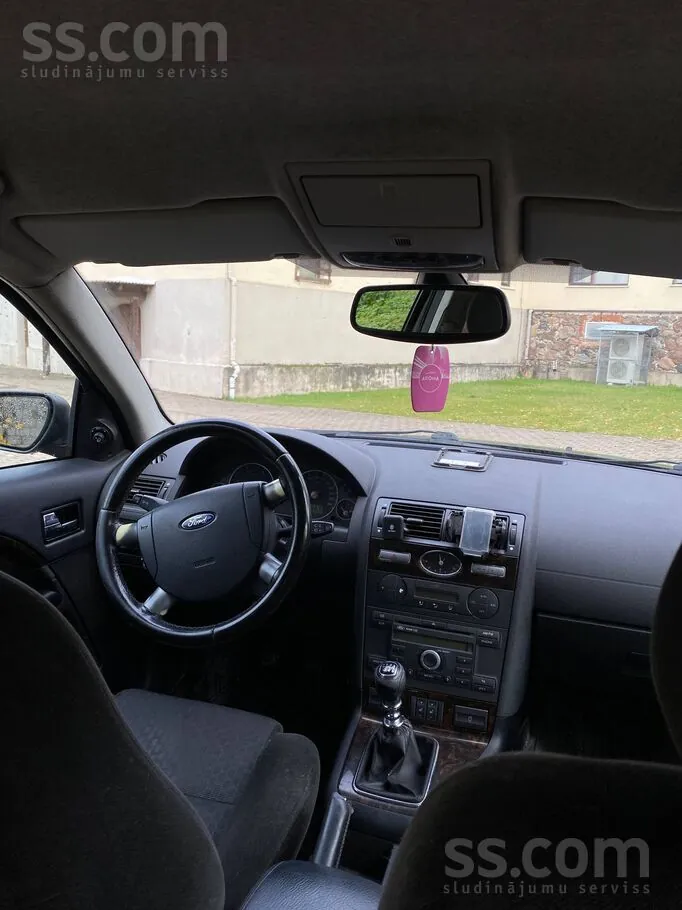 Ford Mondeo 2005 photo 2