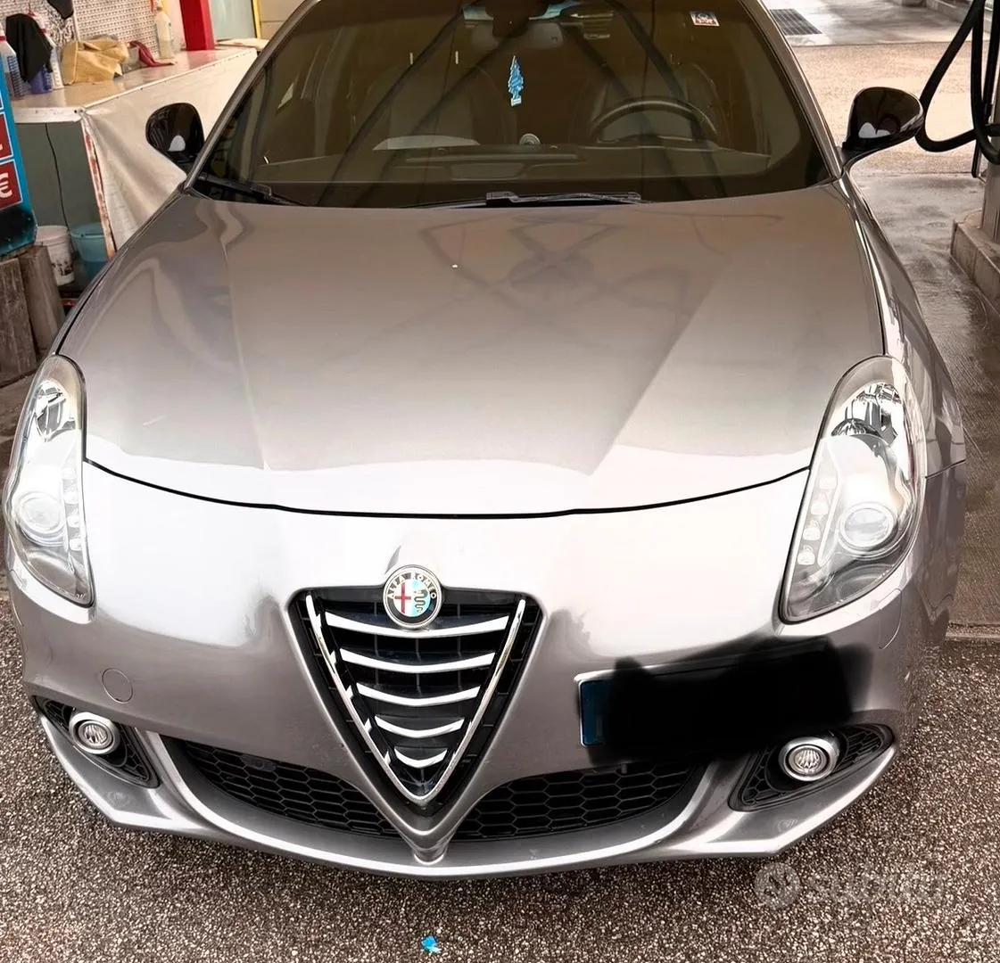 Alfa Romeo Giulietta 2015 photo 3