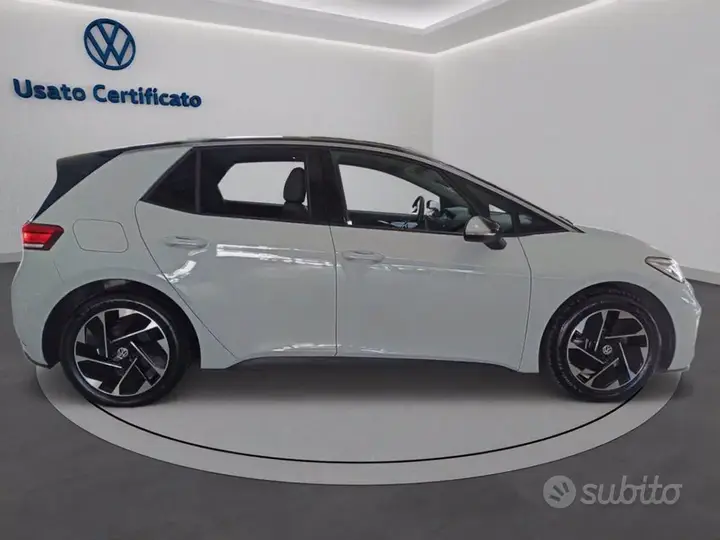Volkswagen Id.3 2023 photo 2