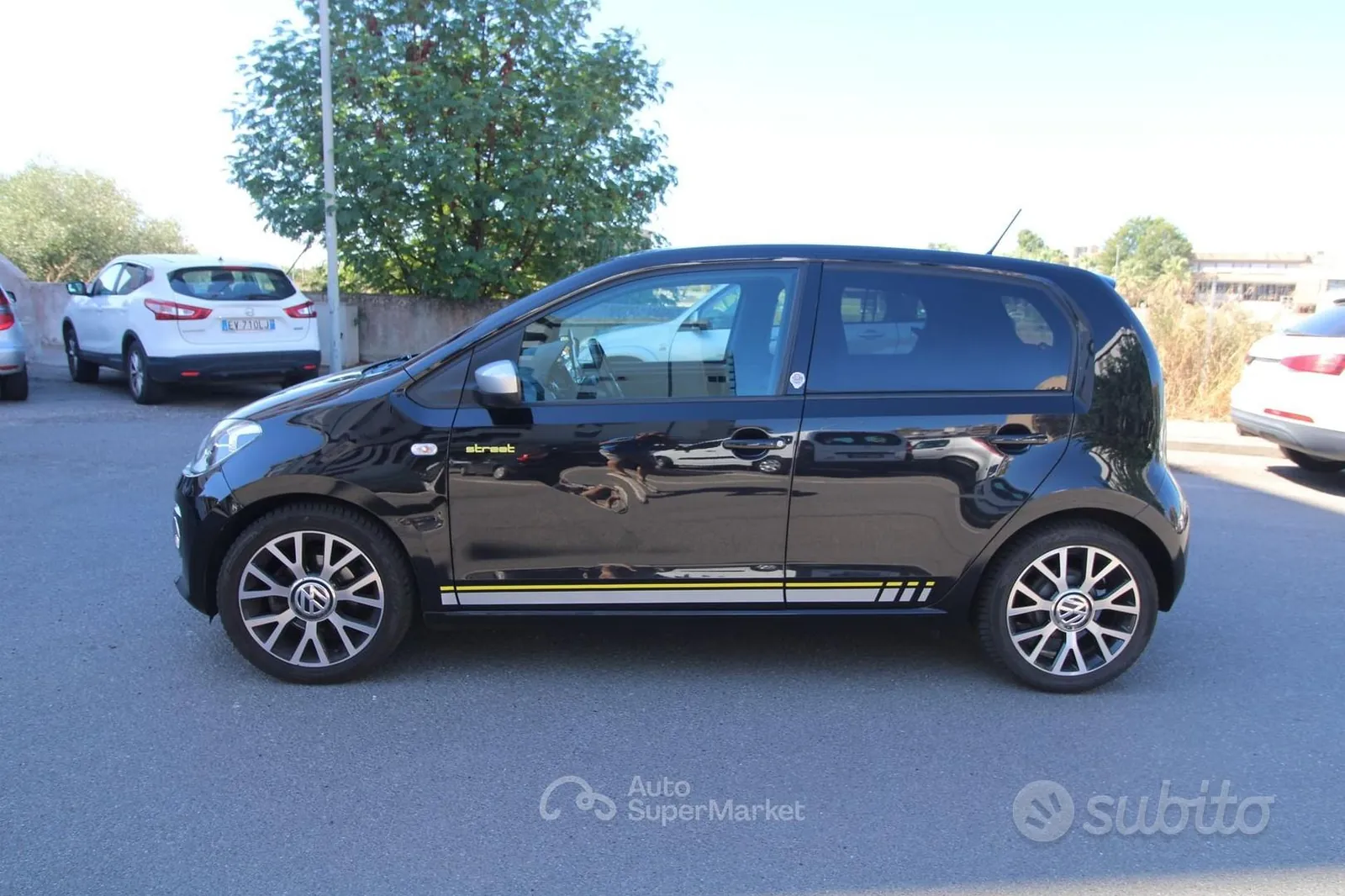 Volkswagen Up 2015 photo 4