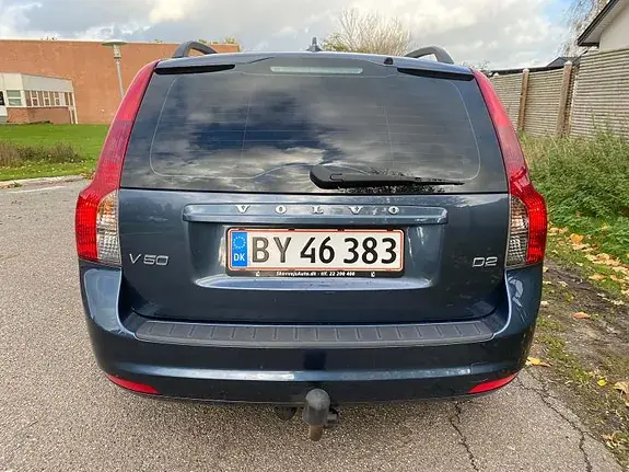 Volvo V50 2011 photo 5