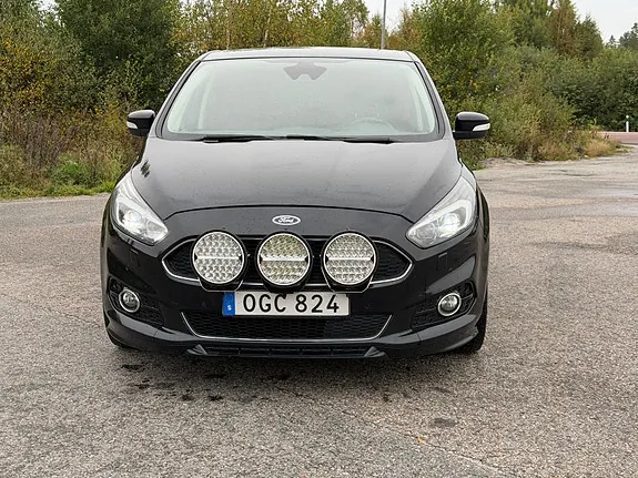 Ford S-Max 2017 photo 2