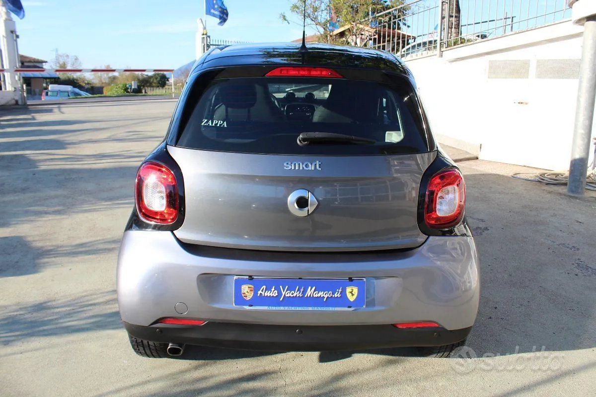 Smart Forfour 2016 photo 5