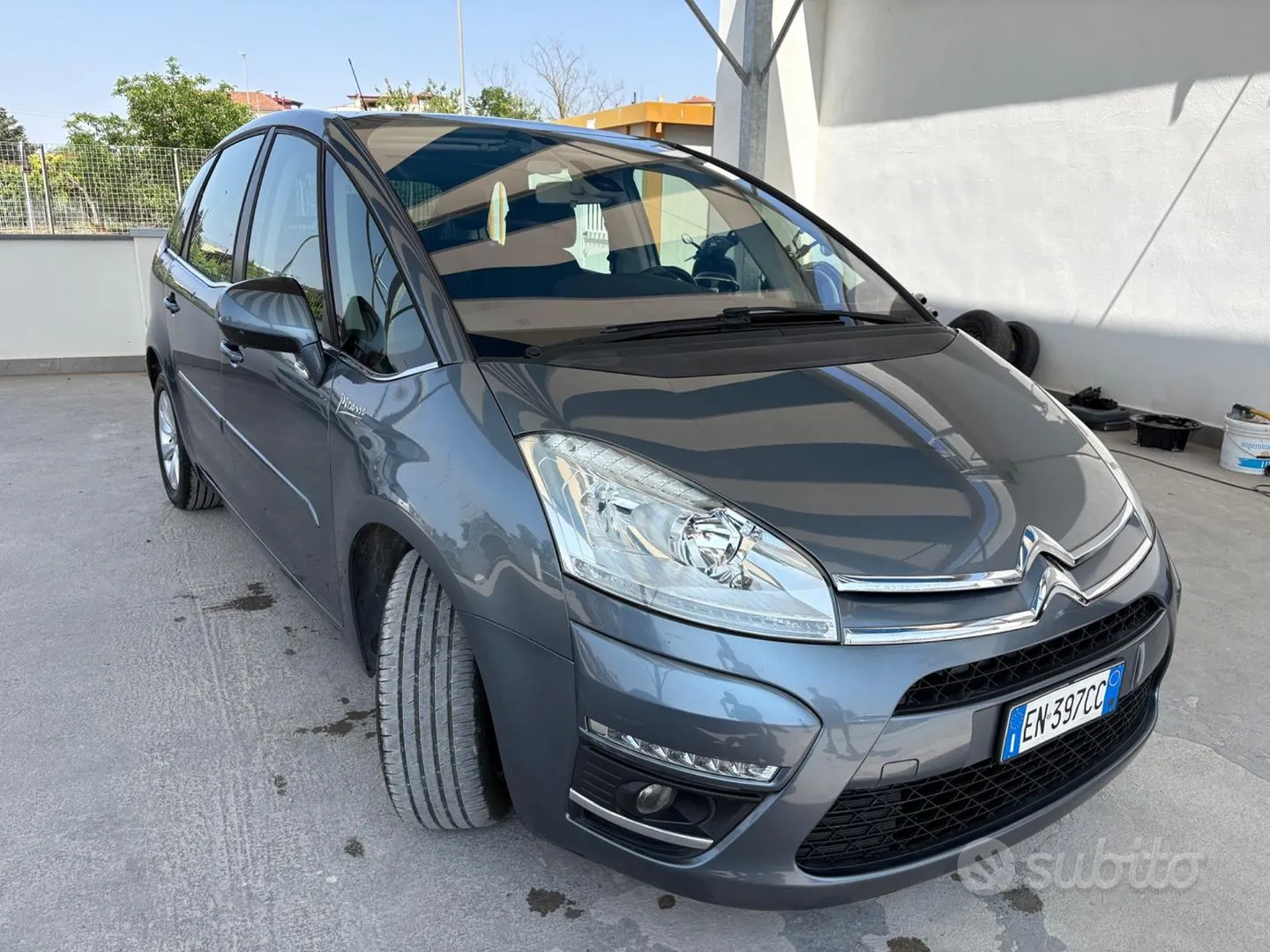Citroen C4 Picasso 2012 photo 2