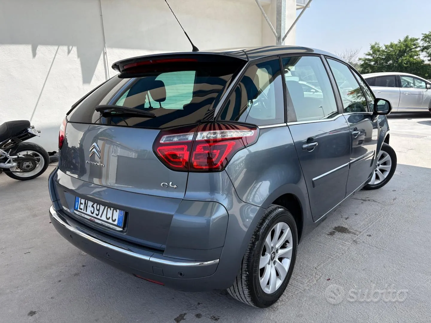 Citroen C4 Picasso 2012 photo 3