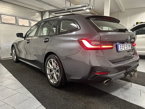 BMW 330E 2021 photo 3
