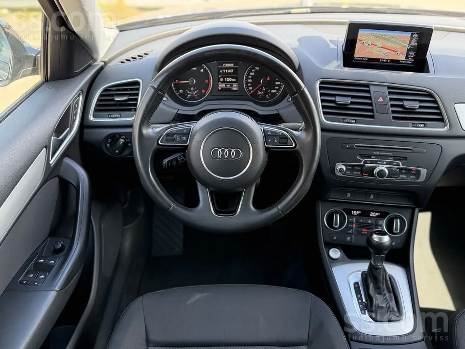 Audi Q3 2018 photo 4