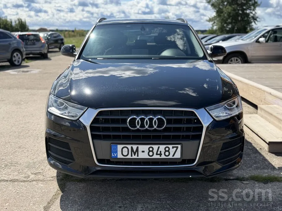 Audi Q3 2018 photo 2