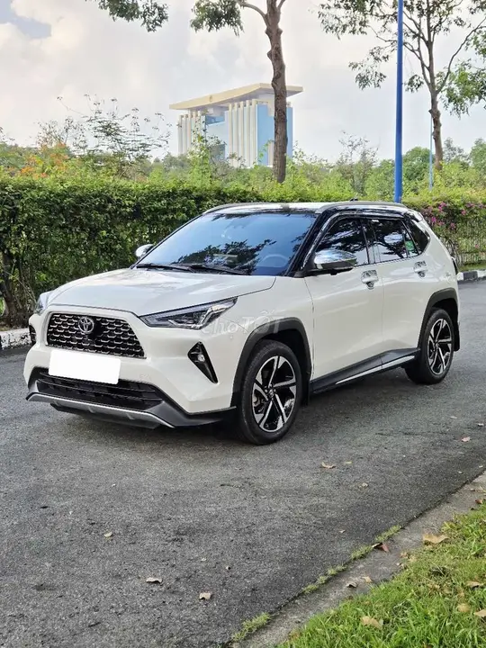 Toyota Yaris Cross 2024 photo 2