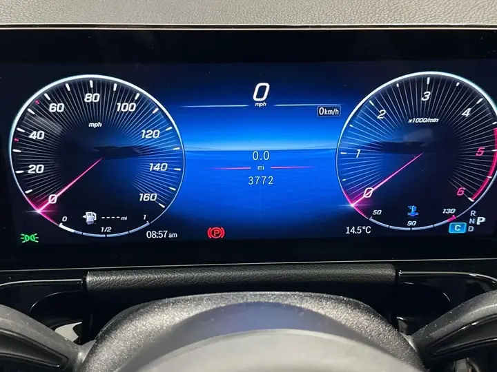 Mercedes-Benz Gla 2026 photo 4