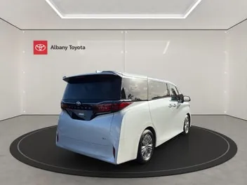 Toyota Alphard 2026 photo 4