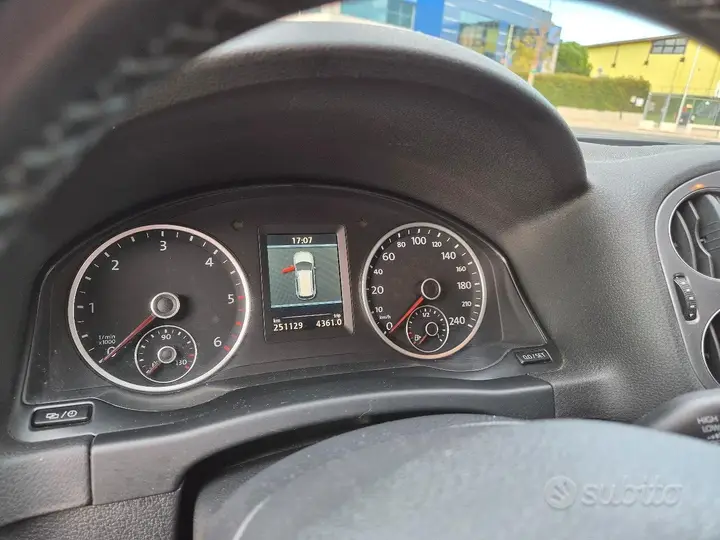 Volkswagen Tiguan 2013 photo 5
