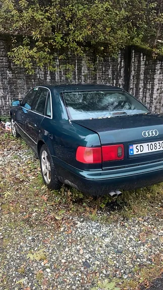 Audi A8 1997 photo 4