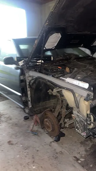 Audi A8 1997 photo 2