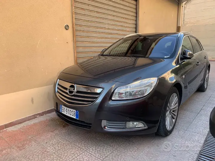 Opel Insignia 2011 photo 2