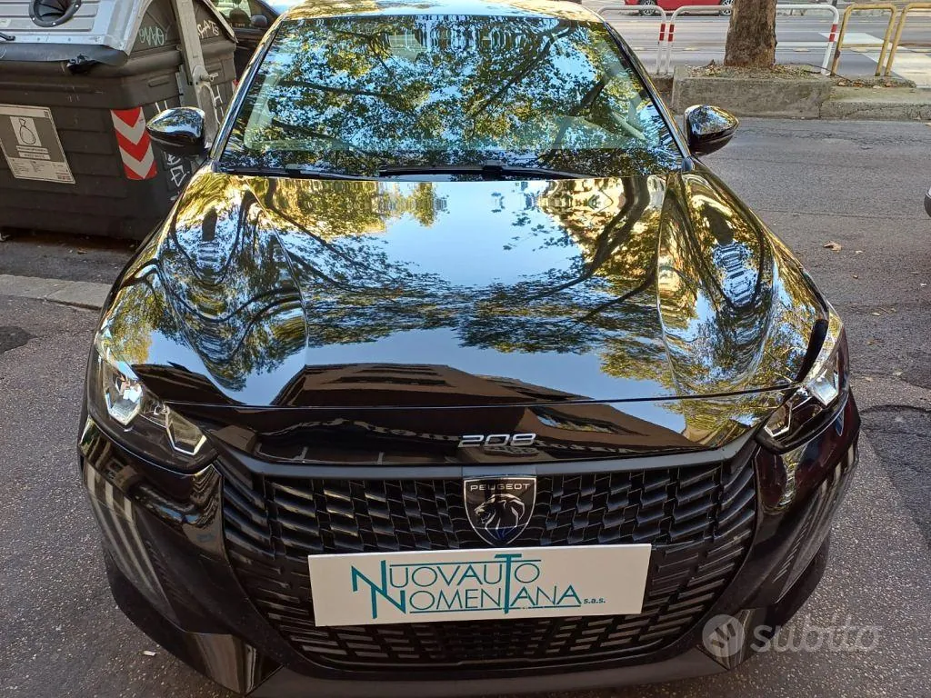 Peugeot 208