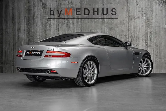 Aston Martin Db9