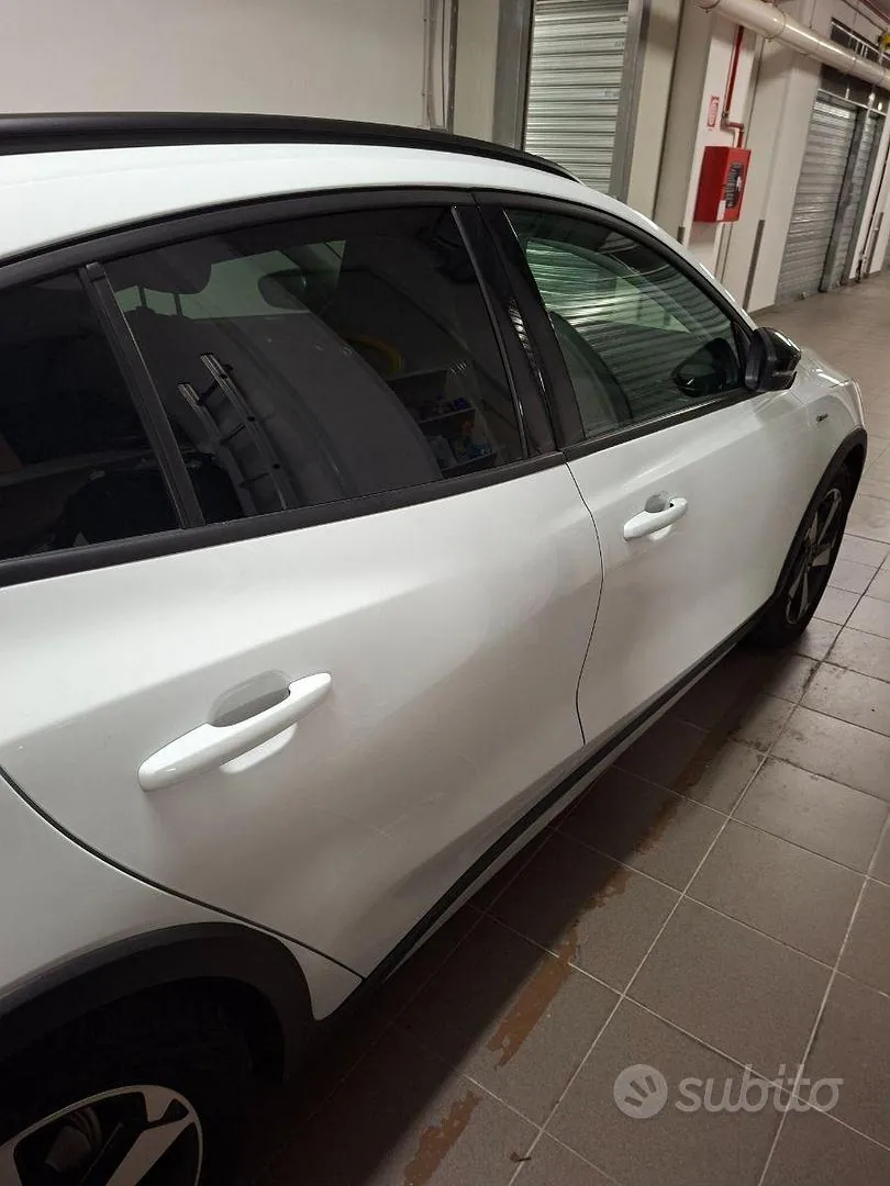 Ford Focus 2024 photo 2