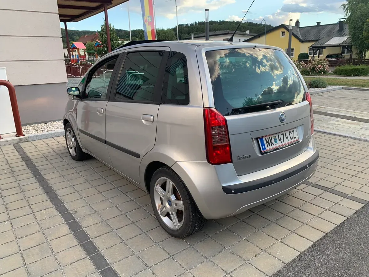 Fiat Idea 2005 photo 2