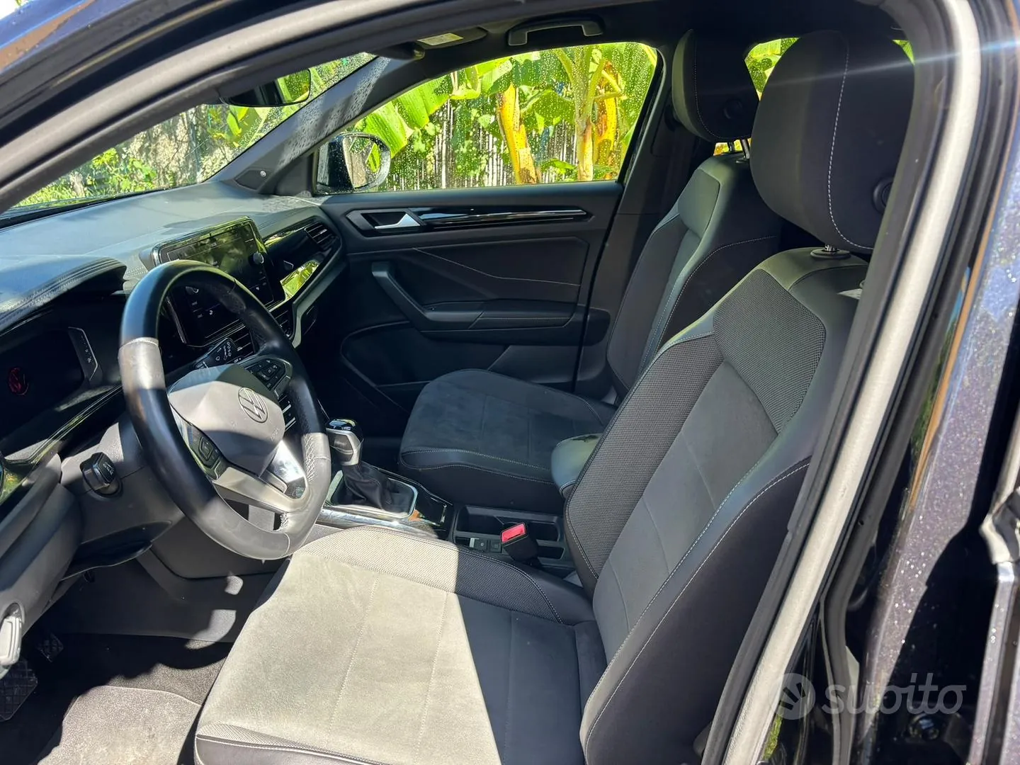 Volkswagen T-Roc 2023 photo 4